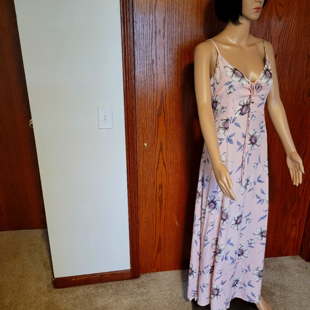 NWT/ AVAILABLE MAXI DRESS